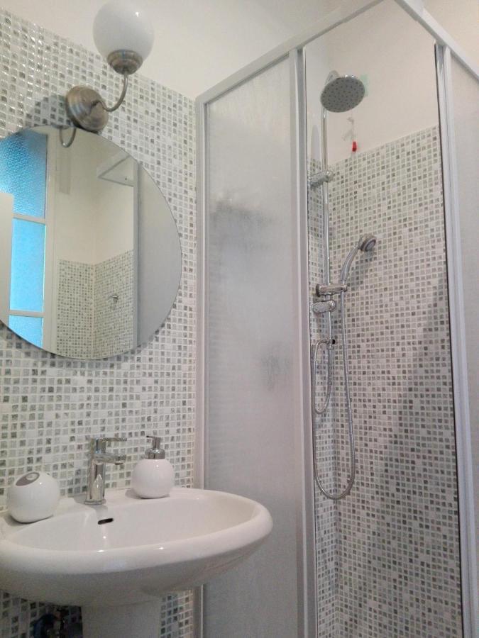 Domus Crescenzio - Guest House Рим Екстериор снимка